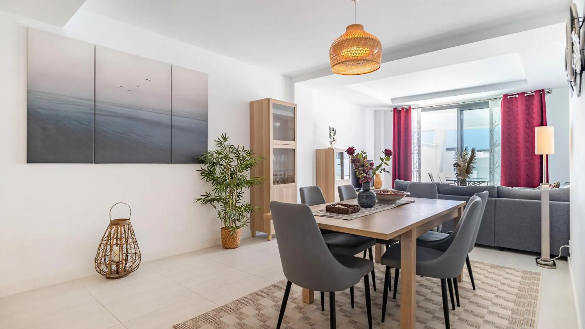 Stunning Apartment In Estepona With Wifi